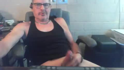 eating pussy  sucking dick online show from 05.18.26