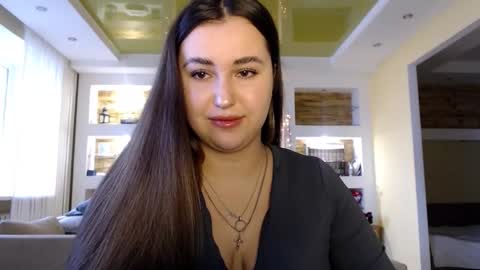 Elizabeth  online show from 12.07.24