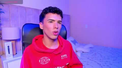 Snapshot of seab_trooy chatting on 11.15.25 SEAN online show from 11.15.25