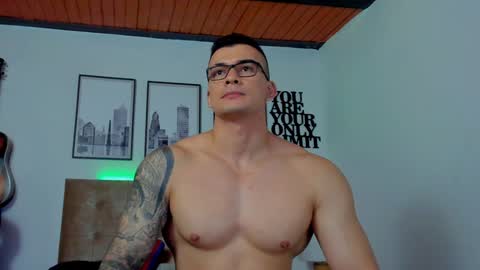 Snapshot of sean_carrera69 chatting on 12.10.24 Sean Carrera online show from 12.10.24