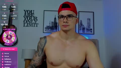 Snapshot of sean_carrera69 chatting on 02.21.25 Sean Carrera online show from 02.21.25
