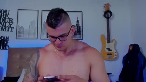 Snapshot of sean_carrera69 chatting on 09.18.25 Sean Carrera online show from 09.18.25