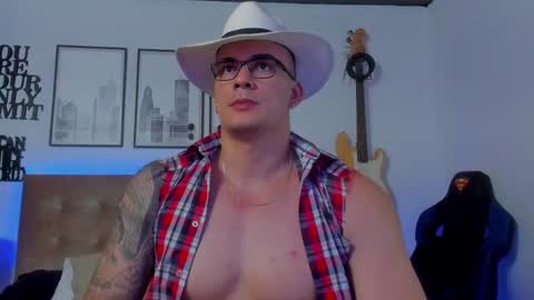Snapshot of sean_carrera69 chatting on 09.24.25 Sean Carrera online show from 09.24.25