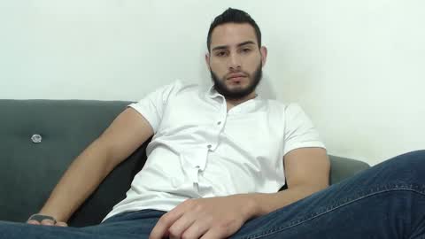 seank_noszka online show from 02.25.25