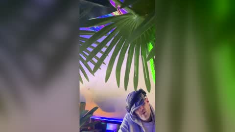 Snapshot of seanplushouse chatting on 02.17.26 seanplushouse online show from 02.17.26