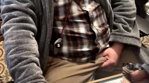 Snapshot of seathrough chatting on 02.01.26 Falco J online show from 02.01.26