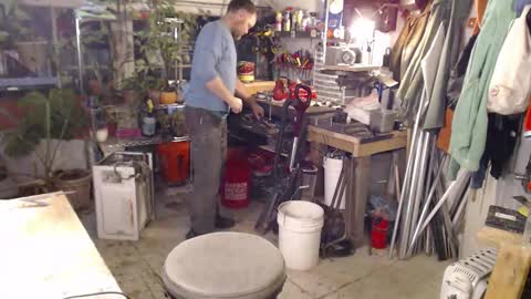 Snapshot of seattlemanwhore chatting on 12.14.25 Seattlemanwhore online show from 12.14.25