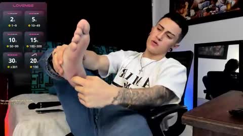 Snapshot of sebas_maverick chatting on 01.13.26 Sebastian online show from 01.13.26