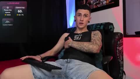 Snapshot of sebas_maverick chatting on 02.16.26 Sebastian online show from 02.16.26