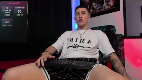 Snapshot of sebas_maverick chatting on 02.19.26 Sebastian online show from 02.19.26