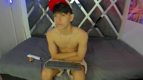sebas_pretty7 online show from 11.28.25