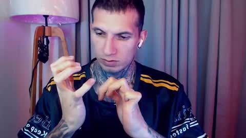 Snapshot of sebastian_muss chatting on 10.28.25 Sebastian online show from 10.28.25