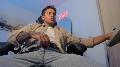 Lucian Sinclair online show from 01.13.25