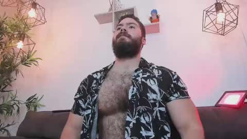Snapshot of sebastianvilla__ chatting on 06.07.26 Instagram jeanpaulfit online show from 06.07.26