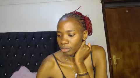 sebatrishaa online show from 11.24.25