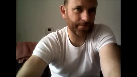 Snapshot of sebelcaballerofrances chatting on 12.15.25 sebelcaballerofrances online show from 12.15.25