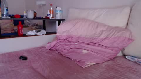 Anna online show from 02.25.25