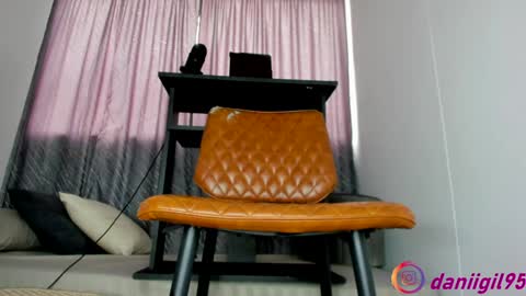 Snapshot of secret_daniell1 chatting on 02.08.25 Daniela  online show from 02.08.25