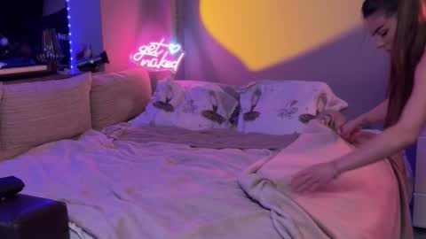 Secret Lovers online show from 04.16.26