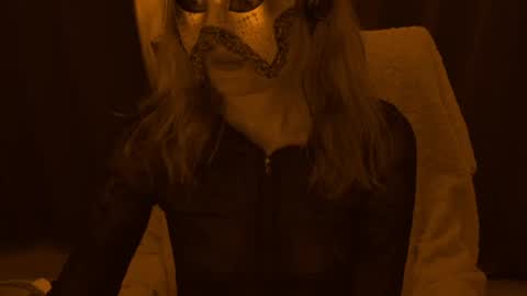 Anni online show from 04.16.26