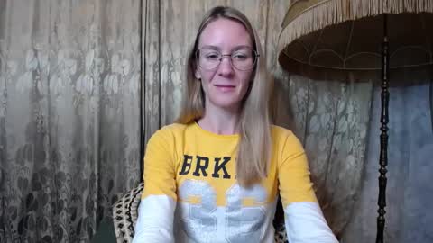 Snapshot of secretcandy222 chatting on 02.01.25 secretcandy222 online show from 02.01.25