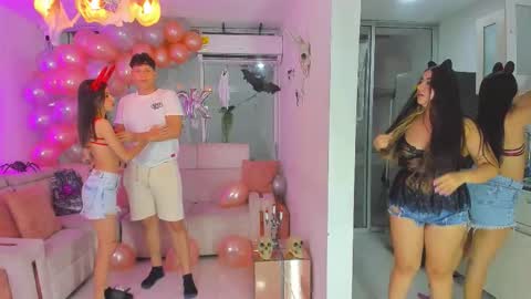 Snapshot of secrethause71605 chatting on 10.27.25 NIKOL online show from 10.27.25