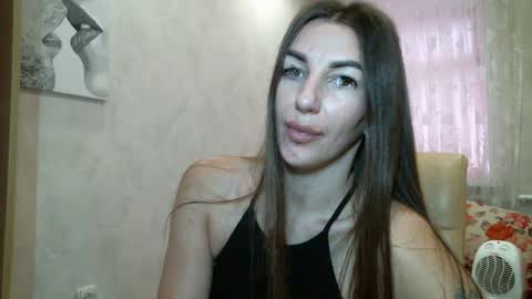 Snapshot of secretlisa chatting on 01.10.25 SecretLisa online show from 01.10.25