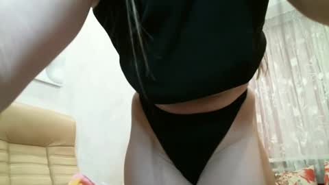 Snapshot of secretlisa chatting on 02.10.25 SecretLisa online show from 02.10.25