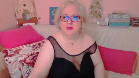 Snapshot of secretloverbbw chatting on 02.12.25 Alice online show from 02.12.25