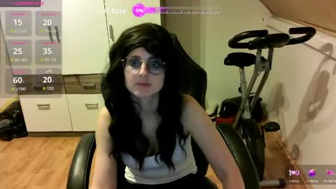 secretmia94 online show from 04.17.26