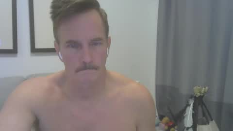 Snapshot of secretsubcuck chatting on 02.11.25 secretsubcuck online show from 02.11.25