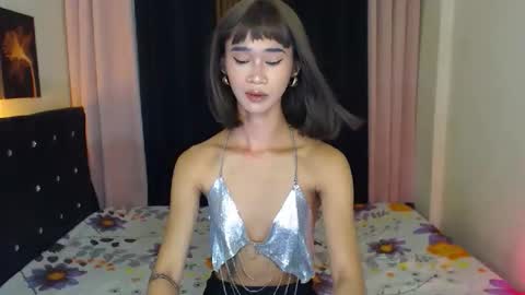 Snapshot of seductive_ashly chatting on 04.18.26 ashly online show from 04.18.26