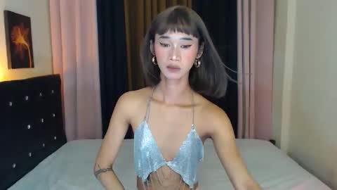 Snapshot of seductive_ashly chatting on 04.22.26 ashly online show from 04.22.26