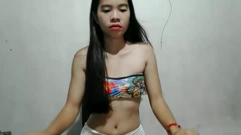 Snapshot of seductive_lyca18 chatting on 04.25.26 Lyca online show from 04.25.26