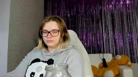 seductive_she_wolf online show from 03.08.25