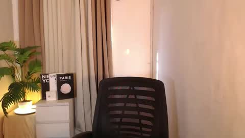 Deluxe online show from 02.06.26