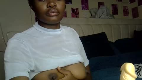 seductive glow online show from 01.17.26