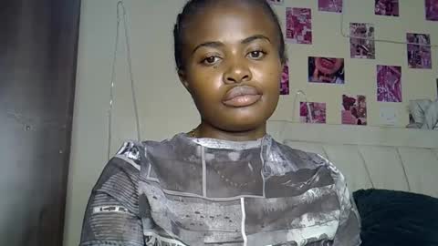 seductive glow online show from 01.19.26