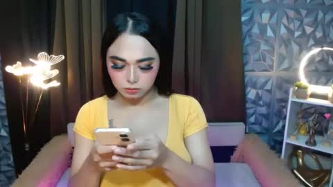 Lala online show from 09.23.25