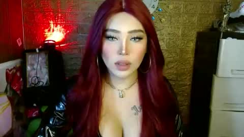 Snapshot of seductivestacyxx chatting on 09.24.25 MISTRESS STACY online show from 09.24.25