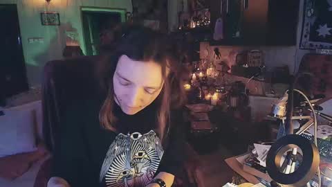 Lisa online show from 02.15.25