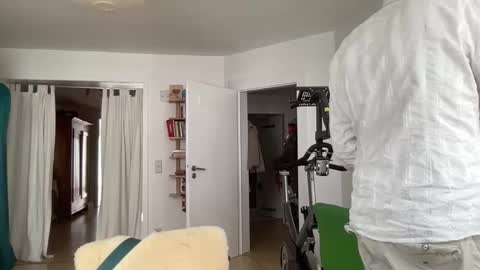 seethebigpicture online show from 06.05.26