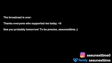 Snapshot of seeunexttime chatting on 01.12.25 Jess online show from 01.12.25