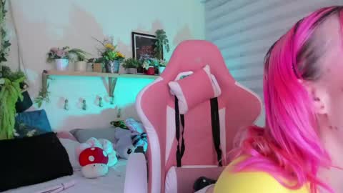 Yeyis  online show from 04.18.26