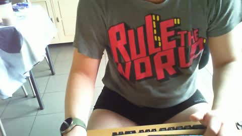 Snapshot of seksybeest123 chatting on 11.11.25 wout online show from 11.11.25