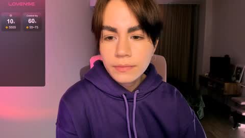 Snapshot of selectrra chatting on 02.05.25 selectrra online show from 02.05.25