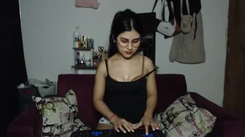 Snapshot of seleena_01 chatting on 03.03.25 seleena_01 online show from 03.03.25