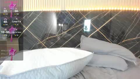 Snapshot of selena_diaz_ chatting on 02.20.26 Selena online show from 02.20.26