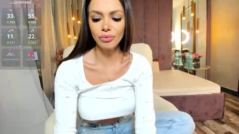 Selena online show from 12.14.25