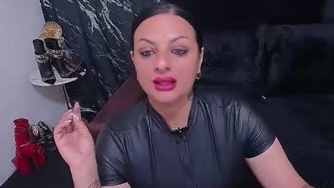 Snapshot of selena_vixen chatting on 06.22.26 Selene online show from 06.22.26